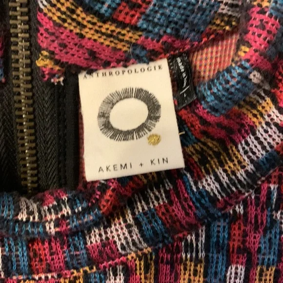 Anthro sleeveless top like new - Picture 3 of 3